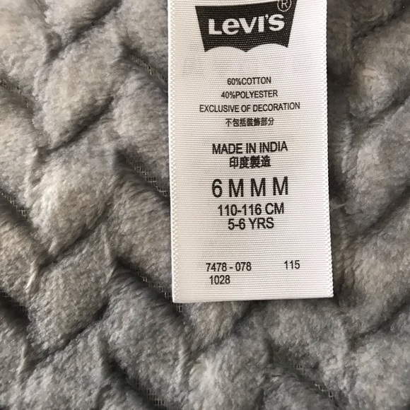 Levi’s Strauss Tee Shirt, Size 5-6 yrs - Picture 5 of 7